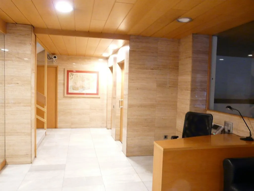 Guest House Barcelona Bruc I & II 2*,